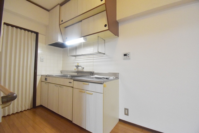 キッチン。1口IHクッキングヒーター内蔵です。