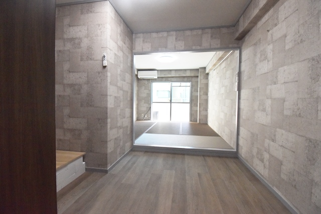 室内全面リフォーム済