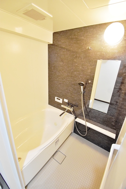 浴室部分。全面リニューアル済。オートバスにしています。